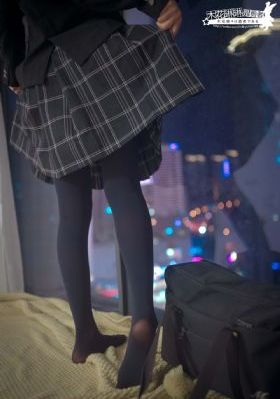 欧美超火小姐姐_DVD在线观看高清