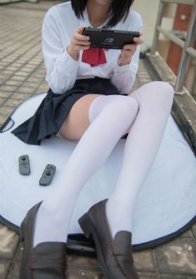 国产彩妆品牌英文名_国产剧免费观看视频